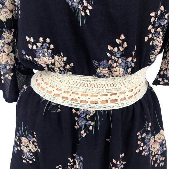 TRAC Navy Blue Floral Print Crochet Lace Cutout Romper One Piece SZ M - Picture 2 of 8